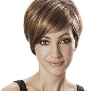 Hairdo Wig - Angled Cut